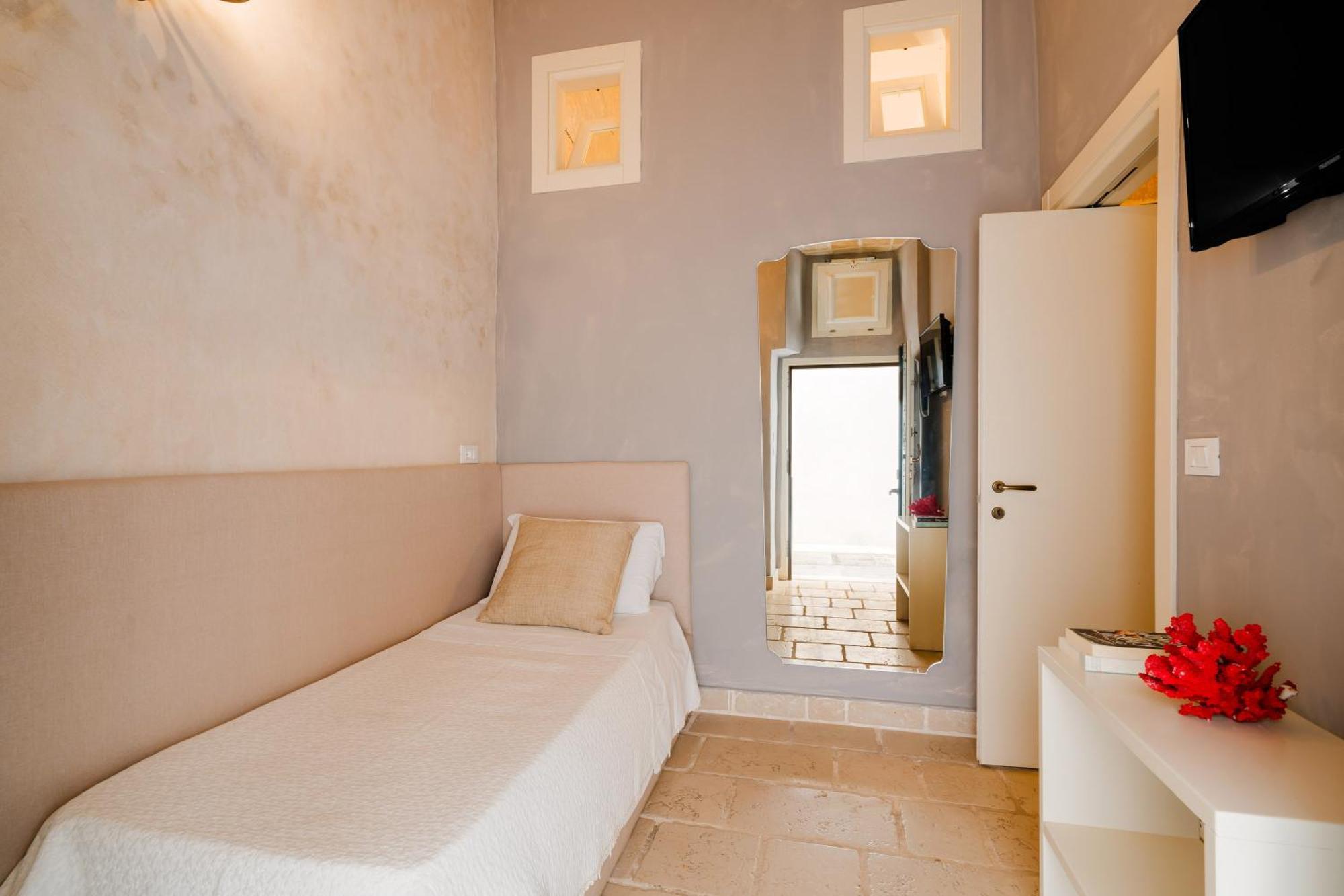 Relais La Casa Del Poeta Bed & Breakfast Gallipoli Exterior photo