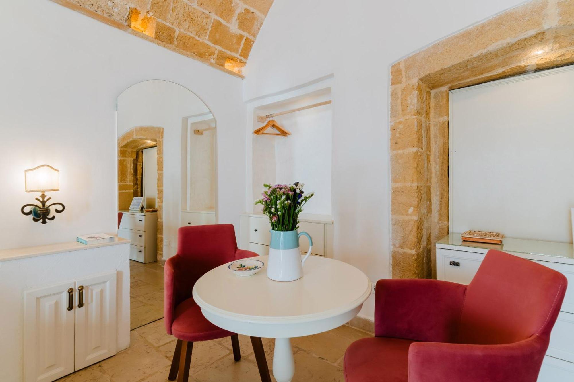 Relais La Casa Del Poeta Bed & Breakfast Gallipoli Exterior photo