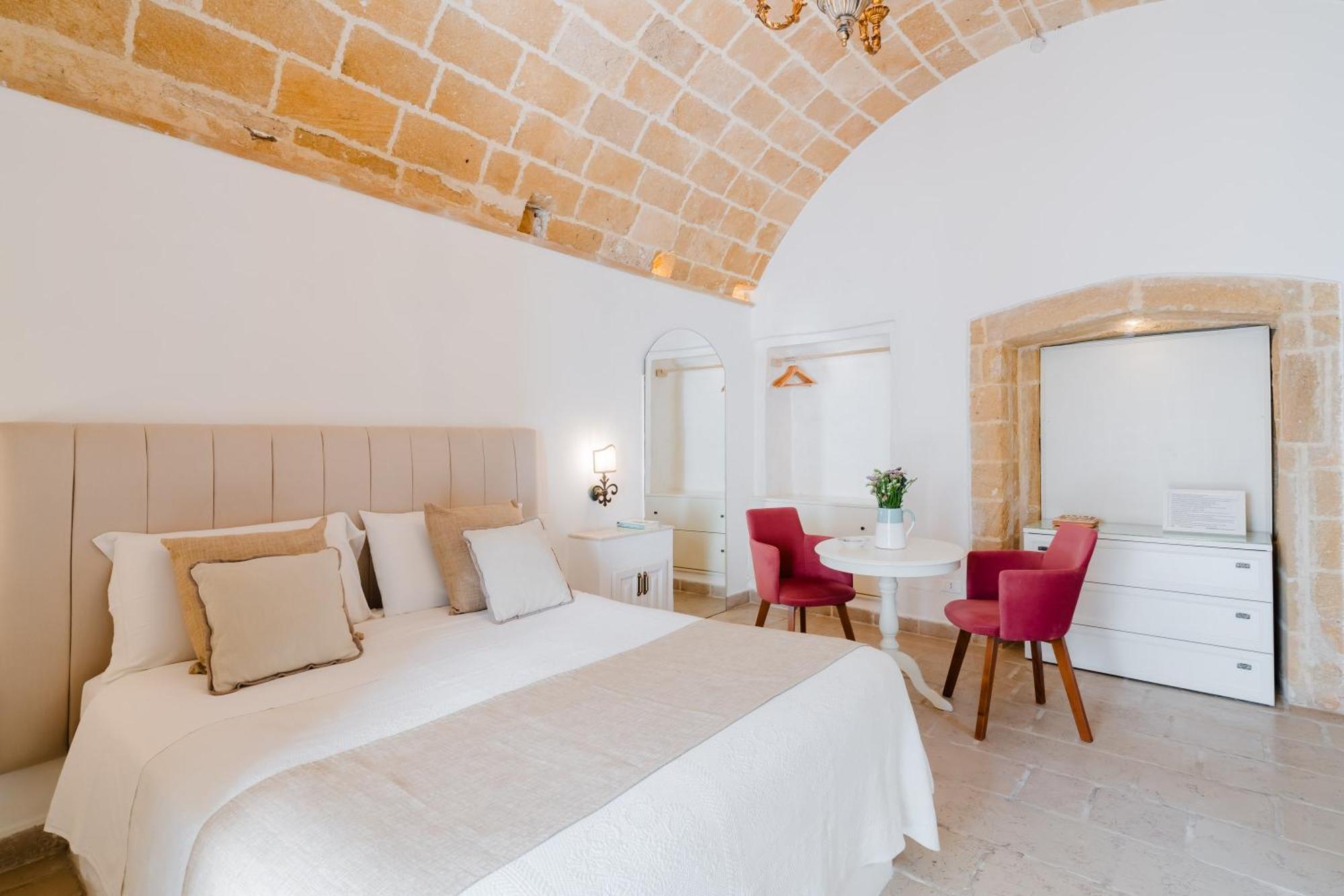 Relais La Casa Del Poeta Bed & Breakfast Gallipoli Exterior photo