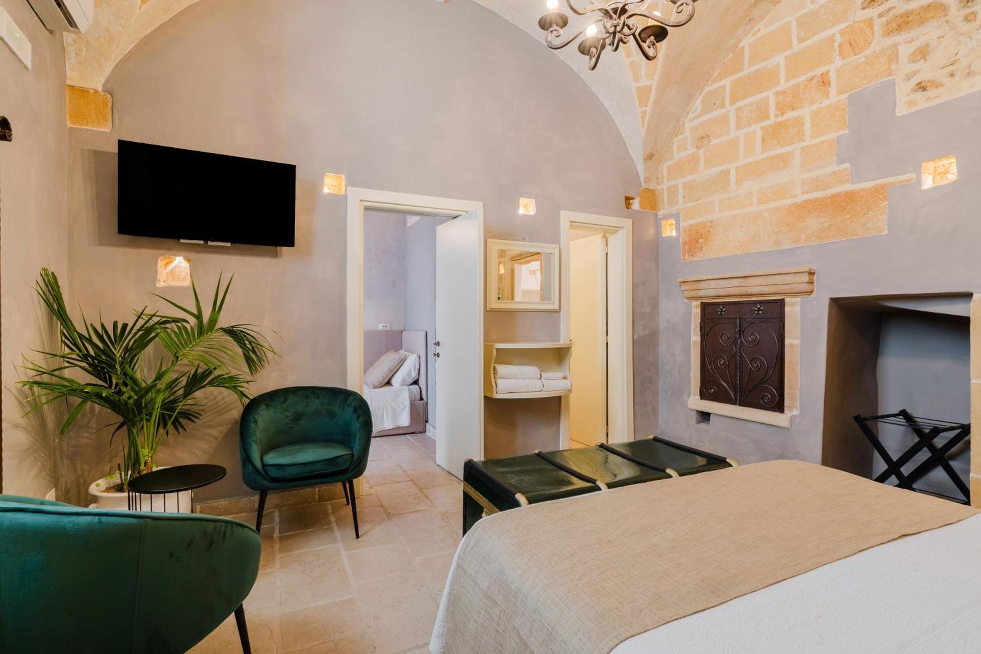 Relais La Casa Del Poeta Bed & Breakfast Gallipoli Exterior photo